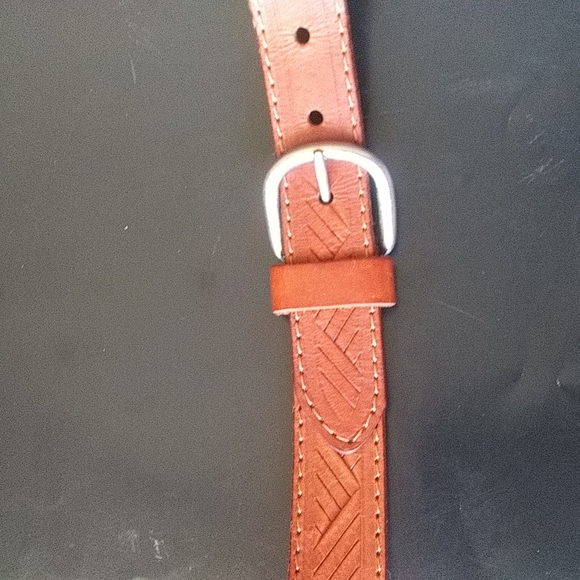 Vero Cuoio Italian leather size30-32 in $28 + free - Picture 3 of 7